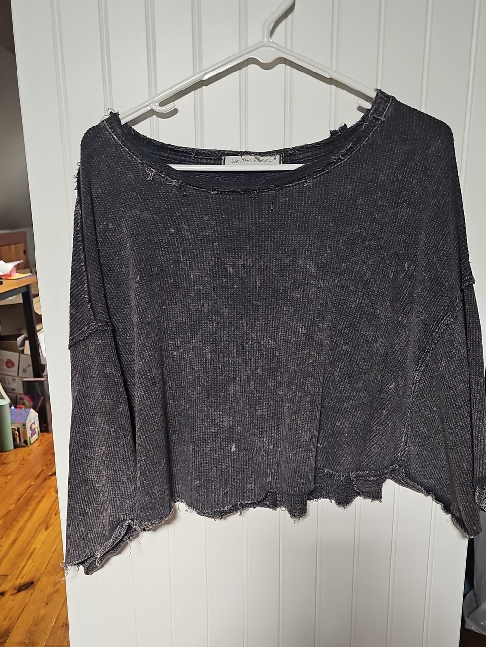 We The Free Washed Black Ribbed Raw-Edge Crop Top